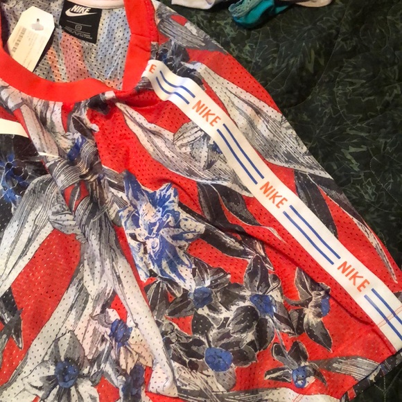 Nike jersey - Picture 2 of 4